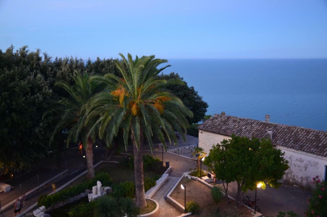 L'Orizzonte Relais Sirolo Hotel Luaran gambar