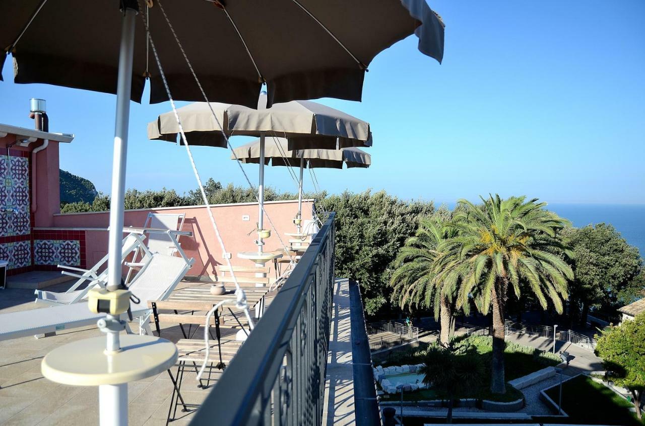 L'Orizzonte Relais Sirolo Hotel Luaran gambar